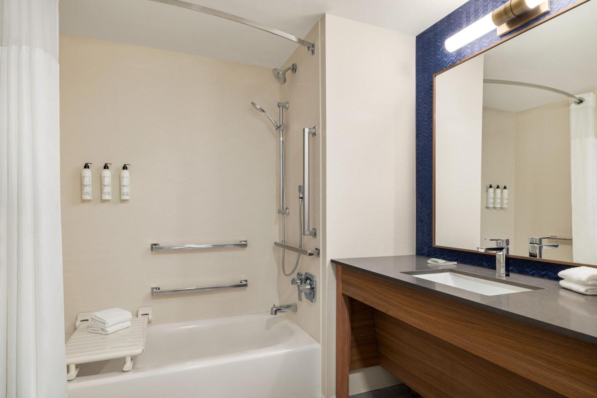 Fairfield By Marriott Inn & Suites Madison South Ngoại thất bức ảnh